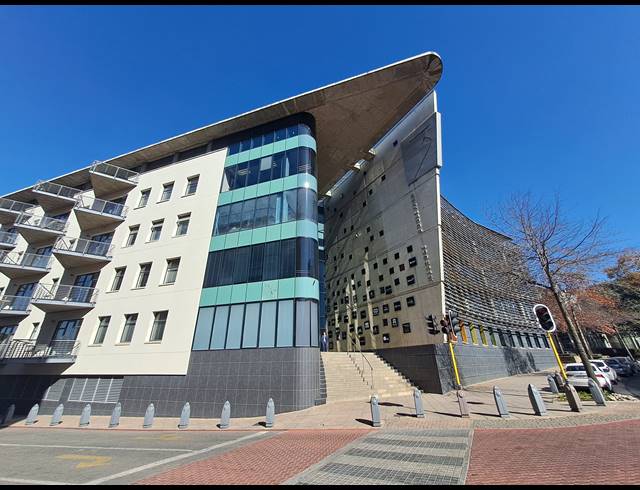 449M² OFFICE FOR SALE IN MELROSE ARCH